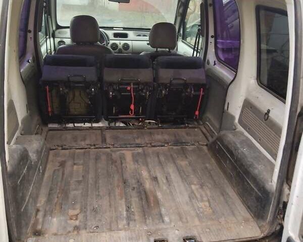 Белый Ниссан Кубистар, объемом двигателя 1.46 л и пробегом 400 тыс. км за 3000 $, фото 5 на Automoto.ua