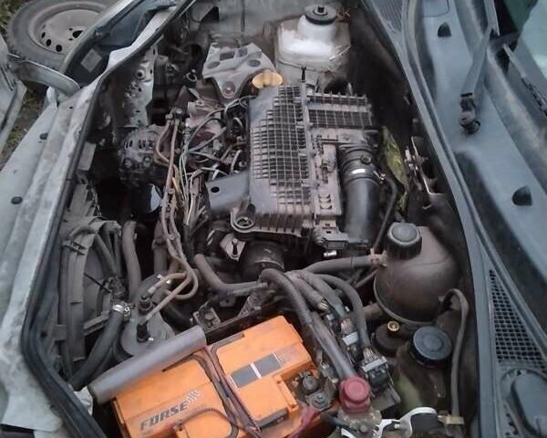 Белый Ниссан Кубистар, объемом двигателя 1.46 л и пробегом 400 тыс. км за 3000 $, фото 8 на Automoto.ua