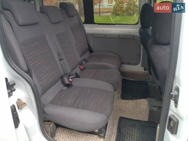 Белый Ниссан Кубистар, объемом двигателя 1.15 л и пробегом 320 тыс. км за 3350 $, фото 4 на Automoto.ua