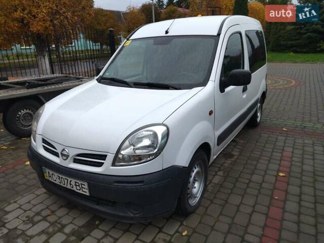 Белый Ниссан Кубистар, объемом двигателя 1.15 л и пробегом 320 тыс. км за 3350 $, фото 1 на Automoto.ua