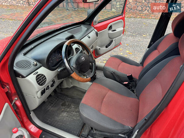 Красный Ниссан Кубистар, объемом двигателя 1.46 л и пробегом 219 тыс. км за 3650 $, фото 19 на Automoto.ua