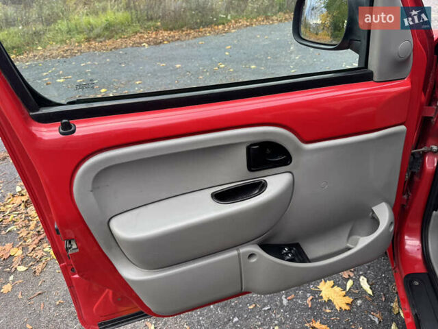 Красный Ниссан Кубистар, объемом двигателя 1.46 л и пробегом 219 тыс. км за 3650 $, фото 17 на Automoto.ua