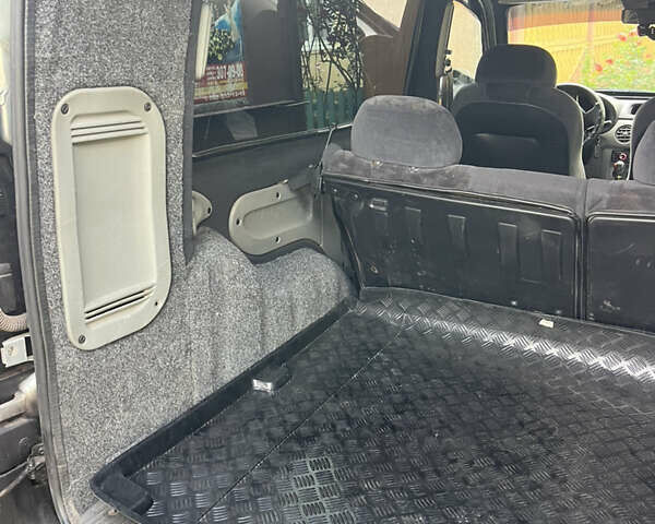Ниссан Кубистар, объемом двигателя 1.5 л и пробегом 360 тыс. км за 3700 $, фото 9 на Automoto.ua