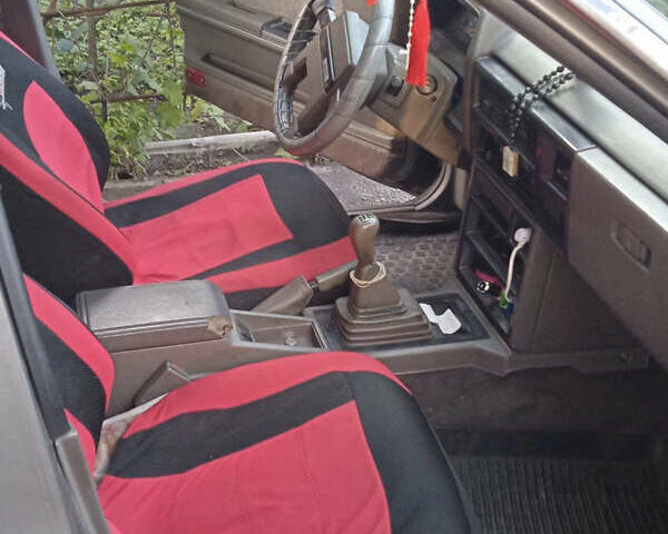 Ниссан Лаурел, объемом двигателя 2.8 л и пробегом 200 тыс. км за 2500 $, фото 2 на Automoto.ua