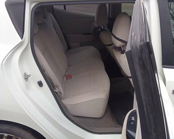 Белый Ниссан Лиф, объемом двигателя 0 л и пробегом 100 тыс. км за 4800 $, фото 15 на Automoto.ua