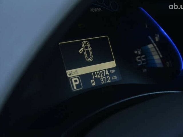 Белый Ниссан Лиф, объемом двигателя 0 л и пробегом 142 тыс. км за 5800 $, фото 24 на Automoto.ua