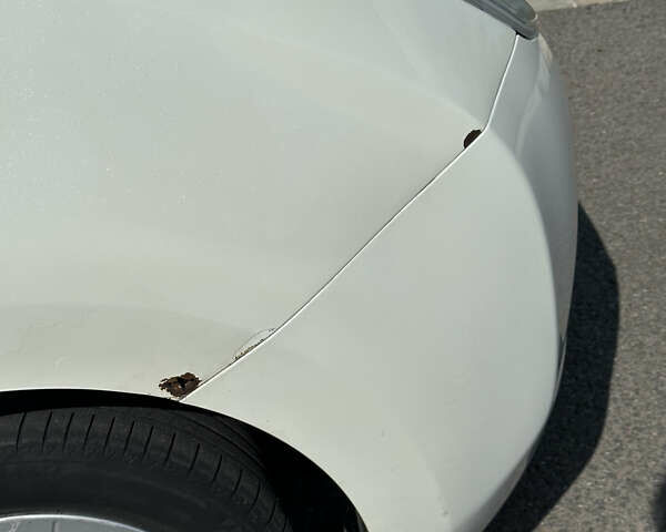 Белый Ниссан Лиф, объемом двигателя 0 л и пробегом 170 тыс. км за 4000 $, фото 8 на Automoto.ua