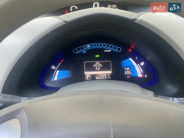 Белый Ниссан Лиф, объемом двигателя 0 л и пробегом 115 тыс. км за 6100 $, фото 4 на Automoto.ua