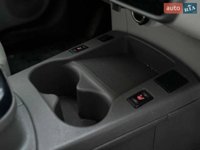 Білий Ніссан Ліф, об'ємом двигуна 0 л та пробігом 93 тис. км за 3990 $, фото 14 на Automoto.ua