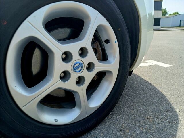 Белый Ниссан Лиф, объемом двигателя 0 л и пробегом 140 тыс. км за 5099 $, фото 13 на Automoto.ua