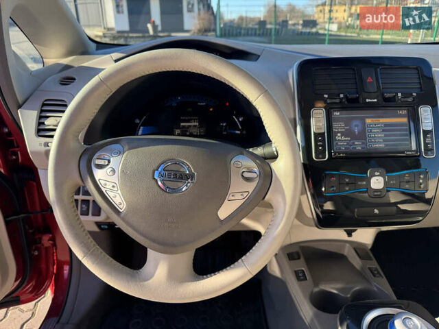 Білий Ніссан Ліф, об'ємом двигуна 0 л та пробігом 133 тис. км за 4500 $, фото 15 на Automoto.ua
