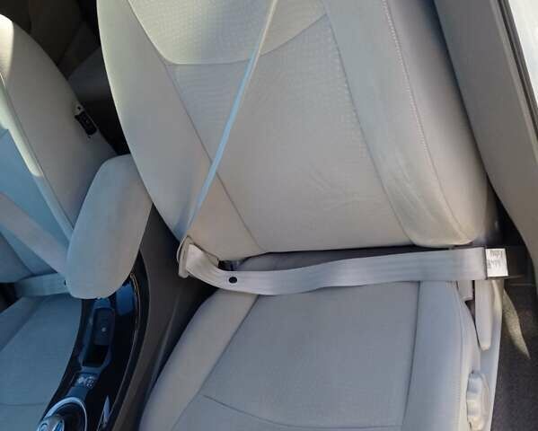 Белый Ниссан Лиф, объемом двигателя 0 л и пробегом 120 тыс. км за 5500 $, фото 13 на Automoto.ua