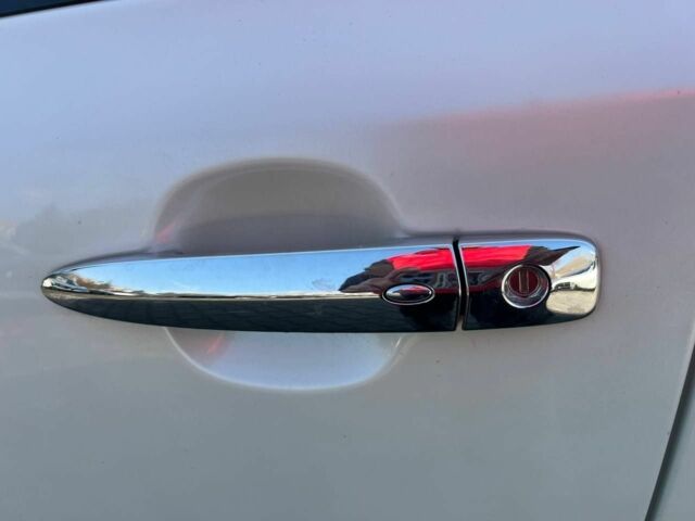 Белый Ниссан Лиф, объемом двигателя 0 л и пробегом 104 тыс. км за 6400 $, фото 8 на Automoto.ua