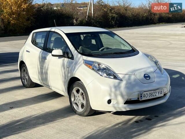 Белый Ниссан Лиф, объемом двигателя 0 л и пробегом 86 тыс. км за 4700 $, фото 3 на Automoto.ua