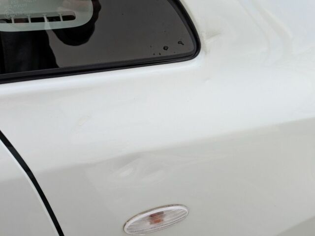 Белый Ниссан Лиф, объемом двигателя 0 л и пробегом 125 тыс. км за 4200 $, фото 16 на Automoto.ua