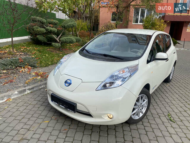 Білий Ніссан Ліф, об'ємом двигуна 0 л та пробігом 81 тис. км за 4600 $, фото 51 на Automoto.ua