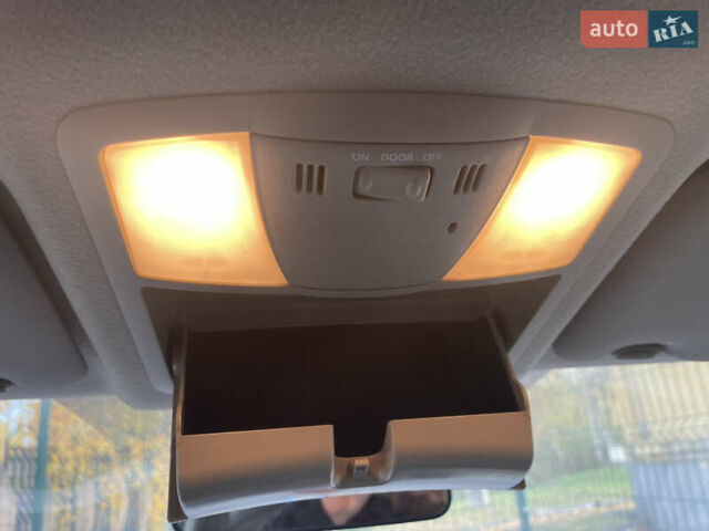 Білий Ніссан Ліф, об'ємом двигуна 0 л та пробігом 162 тис. км за 4000 $, фото 21 на Automoto.ua