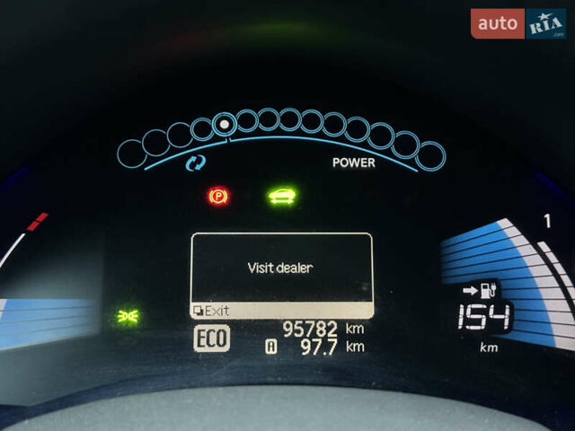 Белый Ниссан Лиф, объемом двигателя 0 л и пробегом 95 тыс. км за 5300 $, фото 34 на Automoto.ua