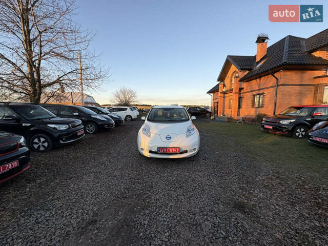 Білий Ніссан Ліф, об'ємом двигуна 0 л та пробігом 124 тис. км за 4000 $, фото 15 на Automoto.ua