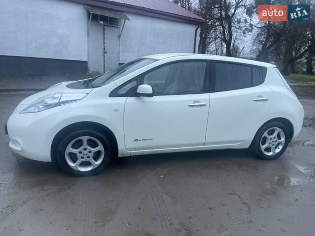 Белый Ниссан Лиф, объемом двигателя 0 л и пробегом 190 тыс. км за 4333 $, фото 3 на Automoto.ua