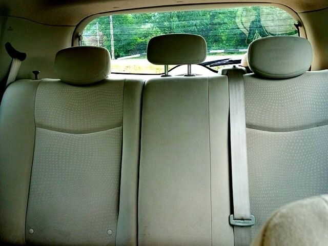 Белый Ниссан Лиф, объемом двигателя 0 л и пробегом 144 тыс. км за 5500 $, фото 4 на Automoto.ua