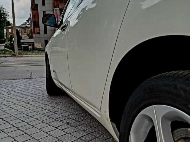 Белый Ниссан Лиф, объемом двигателя 0 л и пробегом 140 тыс. км за 5099 $, фото 9 на Automoto.ua