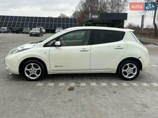Білий Ніссан Ліф, об'ємом двигуна 0 л та пробігом 152 тис. км за 4450 $, фото 2 на Automoto.ua