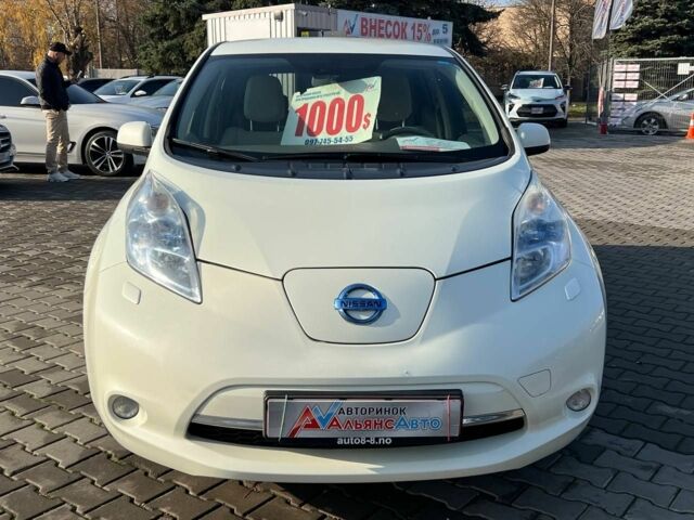 Белый Ниссан Лиф, объемом двигателя 0 л и пробегом 104 тыс. км за 6400 $, фото 1 на Automoto.ua
