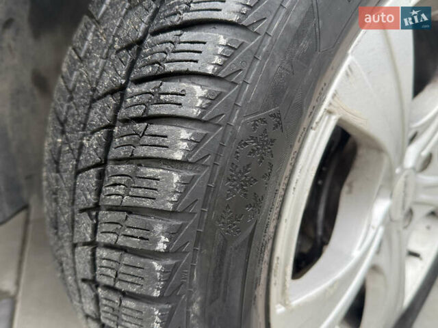 Белый Ниссан Лиф, объемом двигателя 0 л и пробегом 112 тыс. км за 5100 $, фото 5 на Automoto.ua