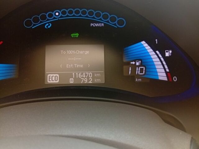 Білий Ніссан Ліф, об'ємом двигуна 0 л та пробігом 115 тис. км за 5800 $, фото 1 на Automoto.ua