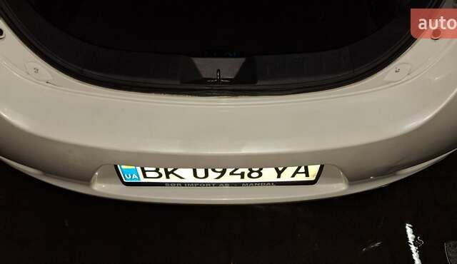 Білий Ніссан Ліф, об'ємом двигуна 0 л та пробігом 217 тис. км за 10500 $, фото 30 на Automoto.ua