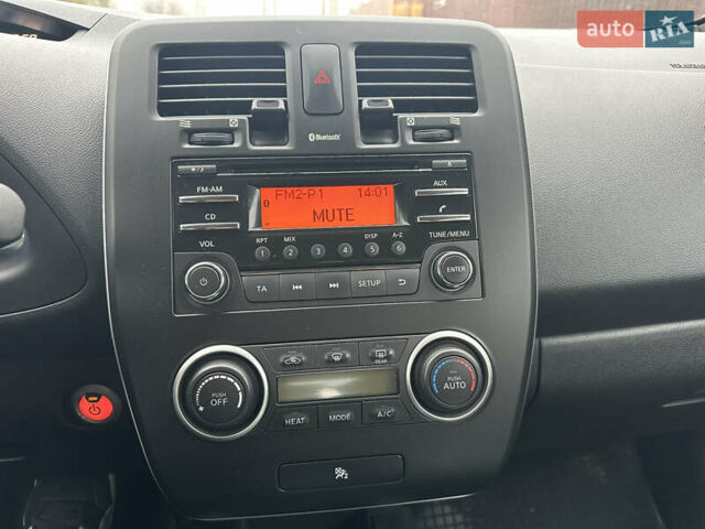 Білий Ніссан Ліф, об'ємом двигуна 0 л та пробігом 67 тис. км за 6999 $, фото 16 на Automoto.ua