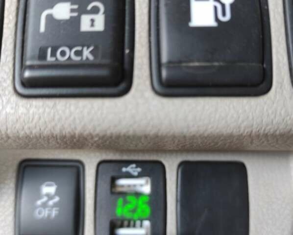 Белый Ниссан Лиф, объемом двигателя 0 л и пробегом 112 тыс. км за 8999 $, фото 6 на Automoto.ua