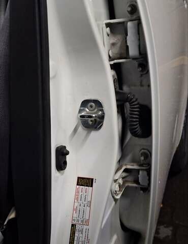 Білий Ніссан Ліф, об'ємом двигуна 0 л та пробігом 217 тис. км за 10500 $, фото 12 на Automoto.ua