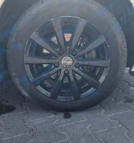 Белый Ниссан Лиф, объемом двигателя 0 л и пробегом 137 тыс. км за 6500 $, фото 21 на Automoto.ua