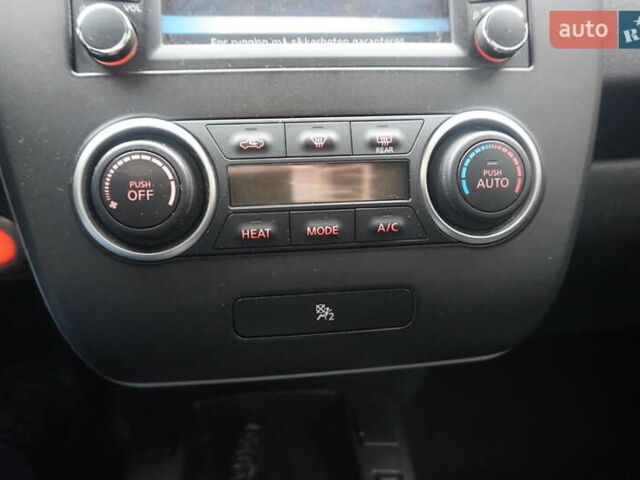 Білий Ніссан Ліф, об'ємом двигуна 0 л та пробігом 138 тис. км за 5888 $, фото 36 на Automoto.ua