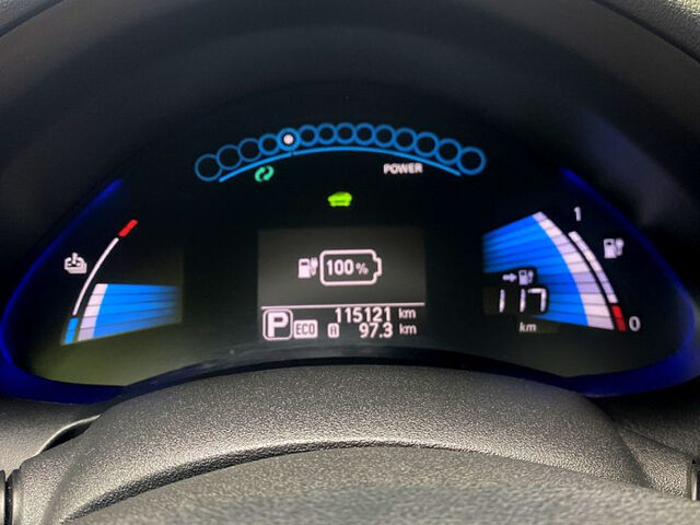 Белый Ниссан Лиф, объемом двигателя 0 л и пробегом 115 тыс. км за 6100 $, фото 8 на Automoto.ua