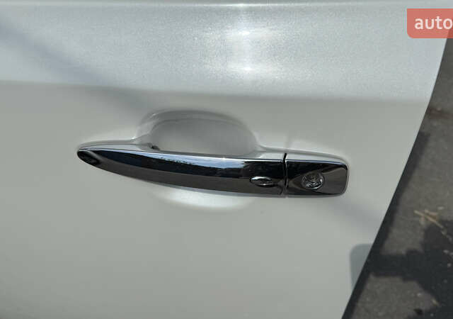 Білий Ніссан Ліф, об'ємом двигуна 0 л та пробігом 187 тис. км за 6300 $, фото 11 на Automoto.ua