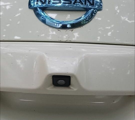 Белый Ниссан Лиф, объемом двигателя 0 л и пробегом 125 тыс. км за 5900 $, фото 6 на Automoto.ua