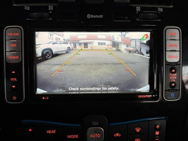 Белый Ниссан Лиф, объемом двигателя 0 л и пробегом 143 тыс. км за 5700 $, фото 22 на Automoto.ua