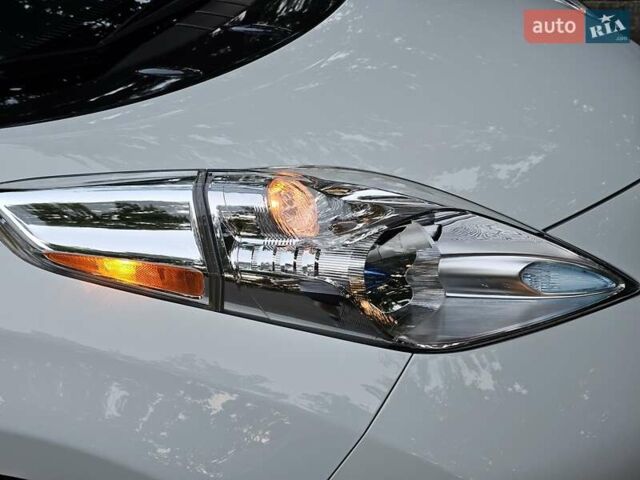 Белый Ниссан Лиф, объемом двигателя 0 л и пробегом 88 тыс. км за 7900 $, фото 18 на Automoto.ua