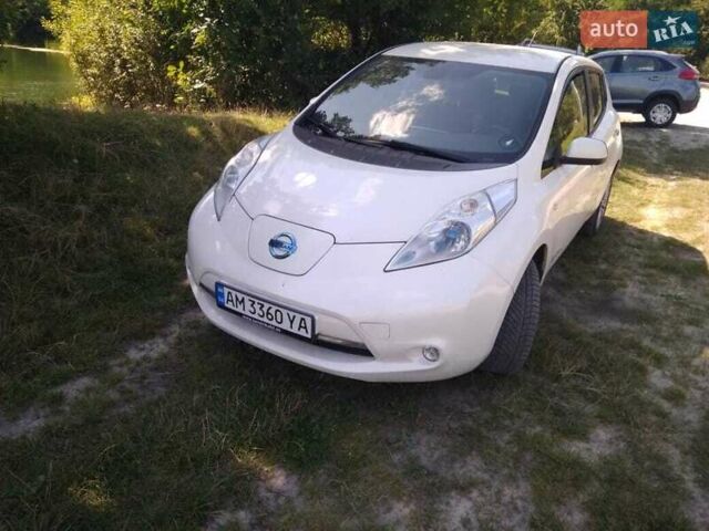 Белый Ниссан Лиф, объемом двигателя 0 л и пробегом 181 тыс. км за 6445 $, фото 1 на Automoto.ua
