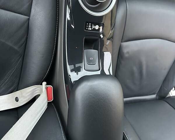 Белый Ниссан Лиф, объемом двигателя 0 л и пробегом 132 тыс. км за 5300 $, фото 20 на Automoto.ua