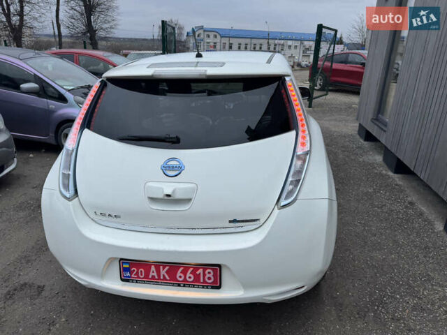 Белый Ниссан Лиф, объемом двигателя 0 л и пробегом 178 тыс. км за 6500 $, фото 4 на Automoto.ua