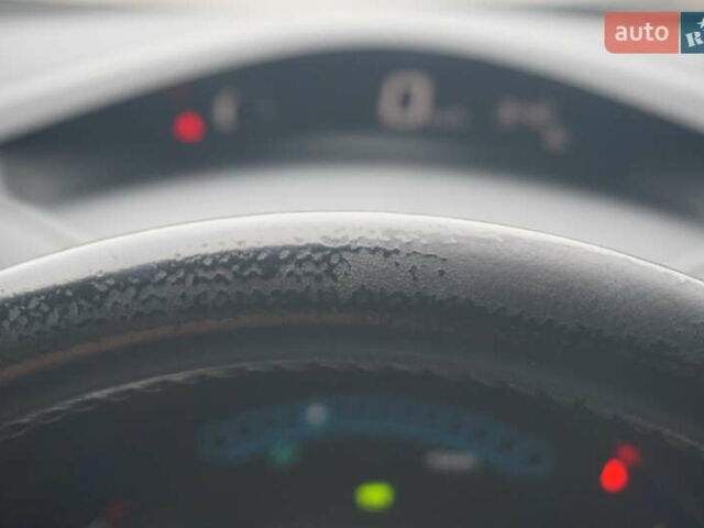 Білий Ніссан Ліф, об'ємом двигуна 0 л та пробігом 138 тис. км за 5888 $, фото 31 на Automoto.ua