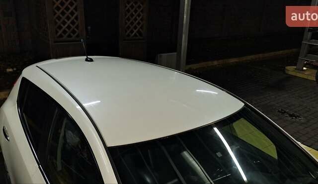 Білий Ніссан Ліф, об'ємом двигуна 0 л та пробігом 217 тис. км за 10500 $, фото 21 на Automoto.ua