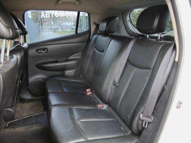 Белый Ниссан Лиф, объемом двигателя 0 л и пробегом 220 тыс. км за 7300 $, фото 7 на Automoto.ua