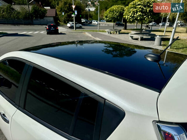 Белый Ниссан Лиф, объемом двигателя 0 л и пробегом 144 тыс. км за 6700 $, фото 9 на Automoto.ua