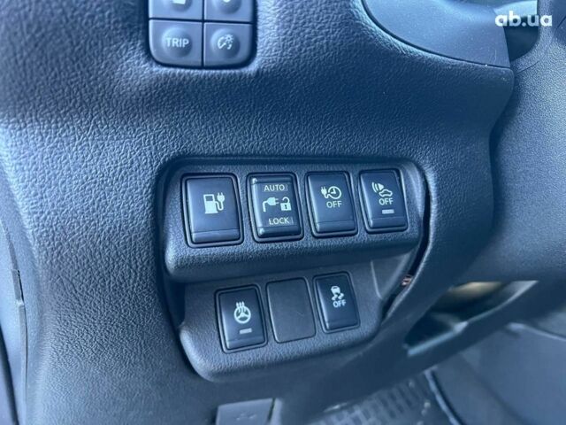 Белый Ниссан Лиф, объемом двигателя 0 л и пробегом 134 тыс. км за 6190 $, фото 18 на Automoto.ua