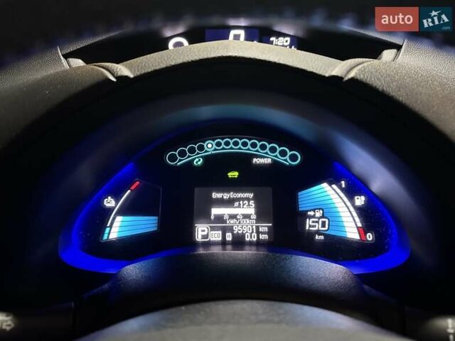 Білий Ніссан Ліф, об'ємом двигуна 0 л та пробігом 96 тис. км за 7950 $, фото 47 на Automoto.ua